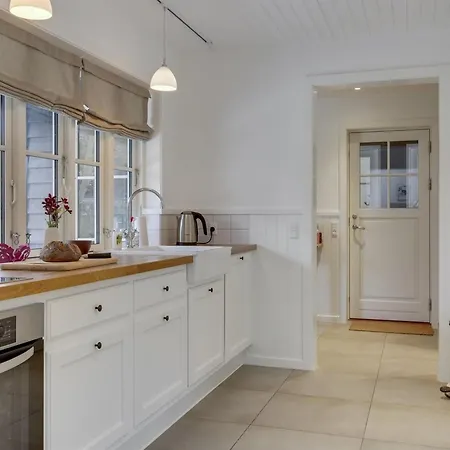 Emely - 700m From The Sea By Interhome * Jægerspris